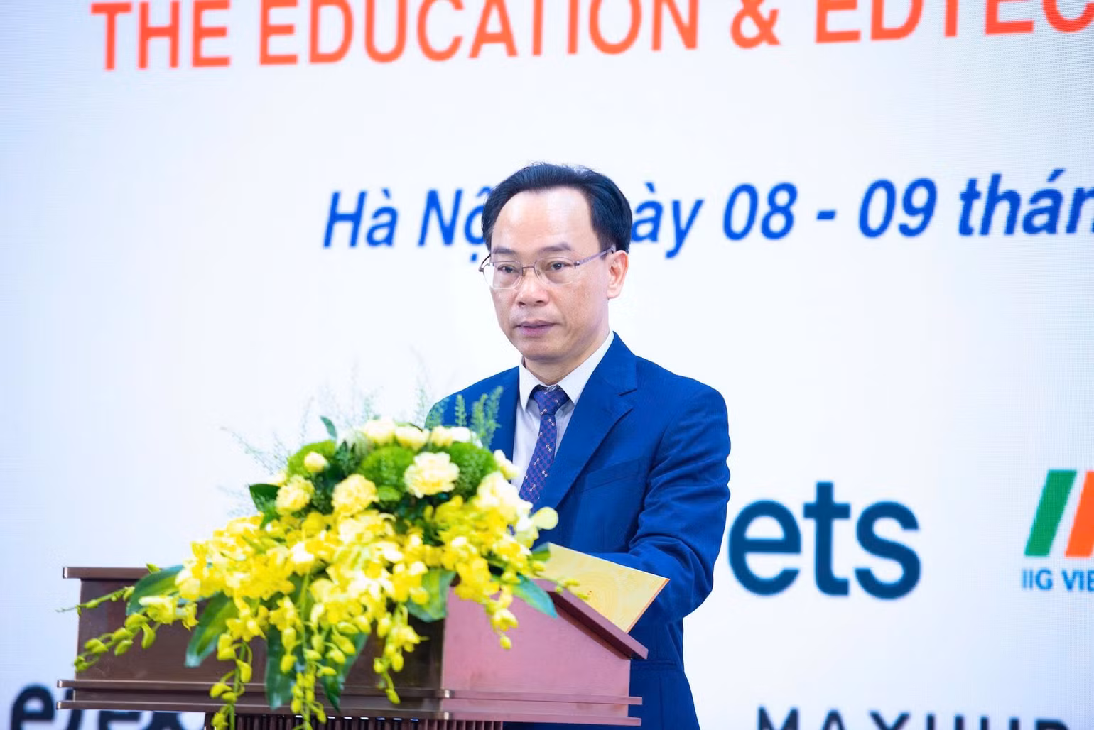 z8350222172284-e7121e26361f3458b2be6546ef6da1c0.jpg