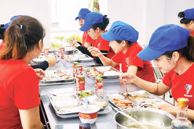 Gần 2,2 triệu lượt đoàn viên, người lao động được tham gia “Bữa cơm Công đoàn”.