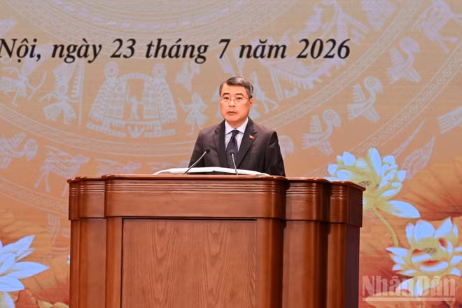 Thủ tướng Chính phủ Lê Minh Hưng phát biểu tại hội nghị.