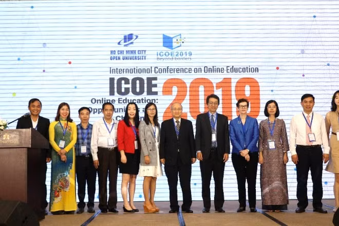 Hội thảo khoa học quốc tế về Công nghệ giáo dục và Đào tạo trực tuyến lần 1.