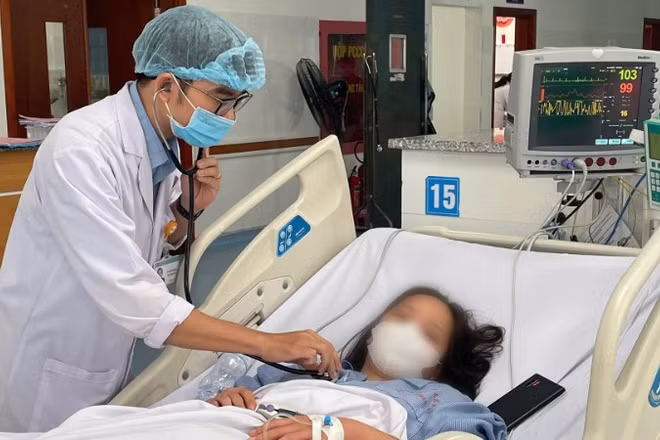 Bệnh nhân A. đã hồi phục sau diễn tiến nặng do sốt xuất huyết gây ra. 