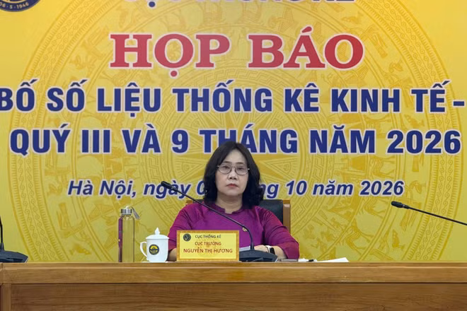 Bà Nguyễn Thị Hương, Cục trưởng Cục Thống kê, Bộ Tài chính phát biểu tại cuộc họp. (Ảnh: PV)