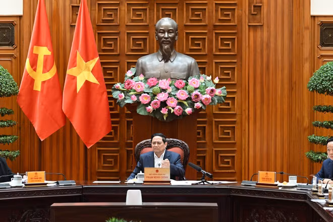 Thủ tướng Phạm Minh Chính phát biểu chỉ đạo cuộc họp.