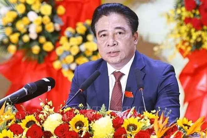 Đồng chí Nguyễn Khắc Toàn, Phó Bí thư Thường trực Tỉnh ủy, Chủ tịch Ủy ban nhân dân tỉnh Khánh Hòa phát biểu. (Ảnh: DOÃN TẤN/TTXVN)