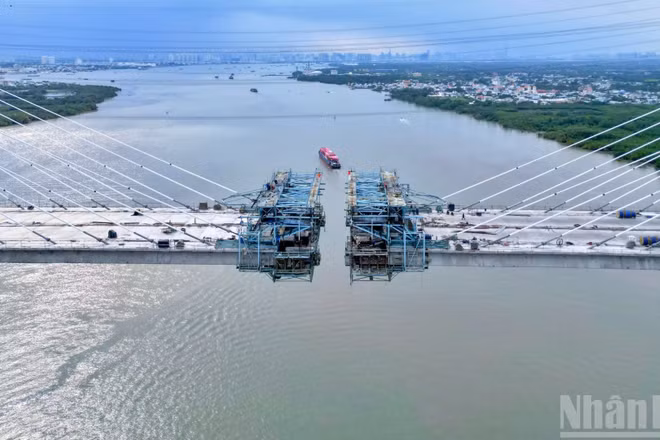 Cầu Phước Khánh nút thắt cuối cùng của tuyến cao tốc Bến Lức-Long Thành.
