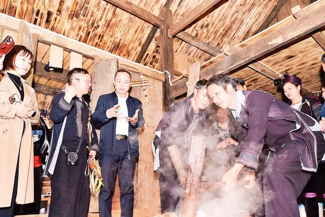 Văn hóa truyền thống được bảo tồn và phát huy giá trị trong không gian văn hóa “Sa Pa tinh hoa hội tụ”.