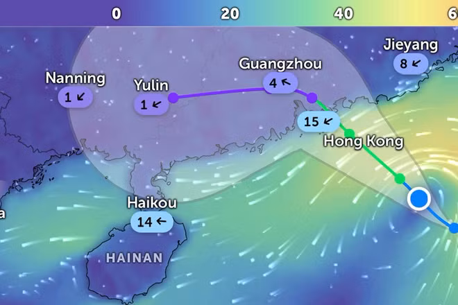 Đường đi của bão số 8 lúc 20 giờ 30 phút. (Ảnh: Zoom Earth)