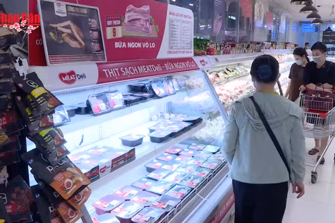 [Video] Báo động thực phẩm bẩn tấn công thị trường Tết