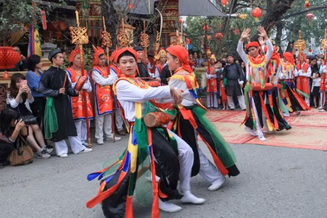 Múa con đĩ đánh bồng - một di sản độc đáo của Hà Nội sẽ được trình diễn trong Festival Thăng Long-Hà Nội.
