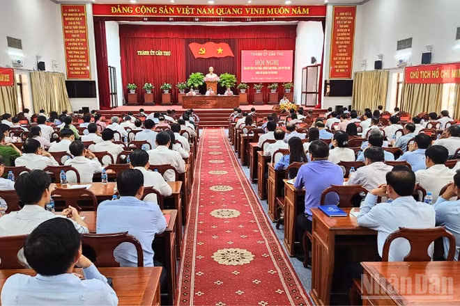 Quang cảnh hội nghị.