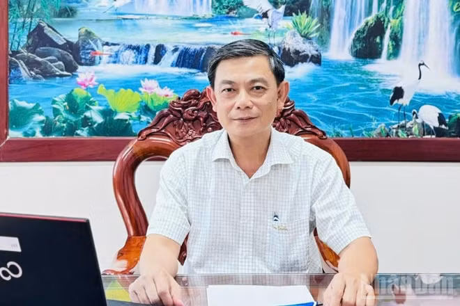 Ông Bùi Bảo Quốc, Phó Giám đốc Bảo hiểm xã hội thành phố Cần Thơ.