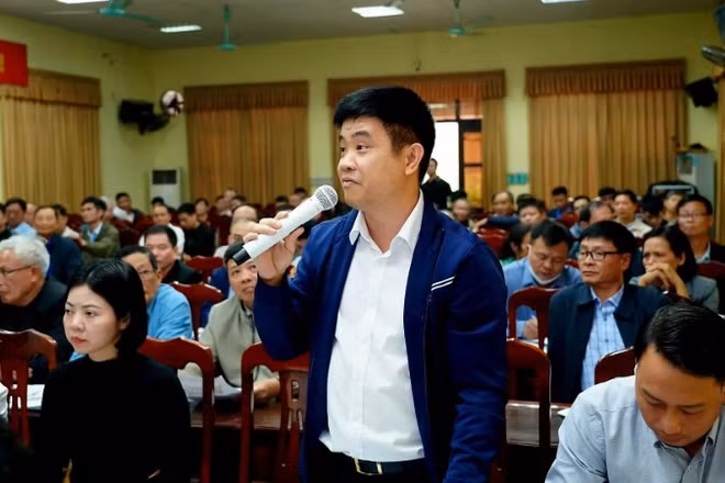 Cán bộ, nhân dân xã Thường Tín tham gia đóng góp ý kiến vào Đồ án quy hoạch chi tiết 1/500 Khu đô thị thể thao Olympic.