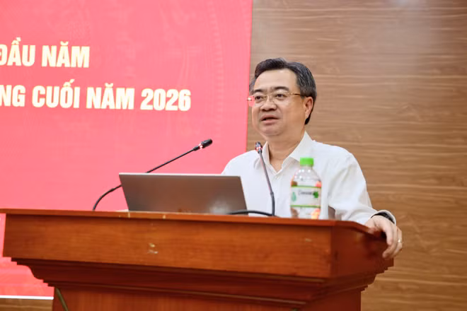 Đồng chí Nguyễn Thanh Nghị, Ủy viên Bộ Chính trị, Bí thư Trung ương Đảng, Trưởng Ban Chính sách, chiến lược Trung ương phát biểu tại hội nghị.