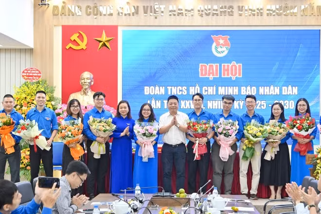 Phát huy trí tuệ, khát vọng cống hiến của tuổi trẻ, xây dựng Báo Nhân Dân là cơ quan báo chí mẫu mực