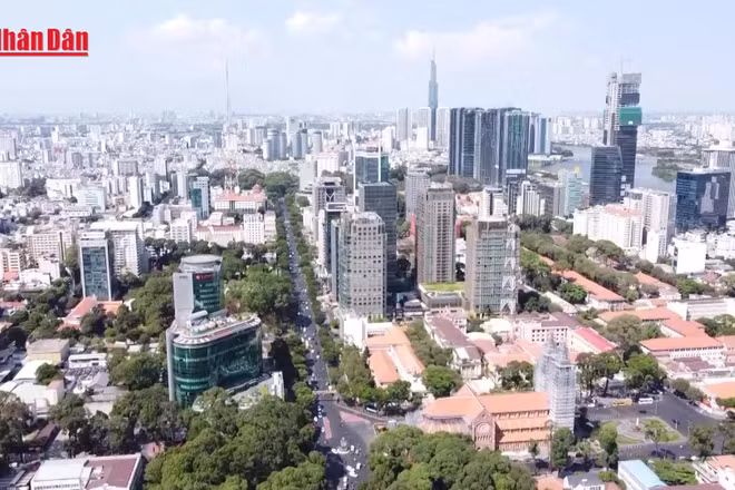 [Video] Để quà Tết sớm đến với những mảnh đời yếu thế 