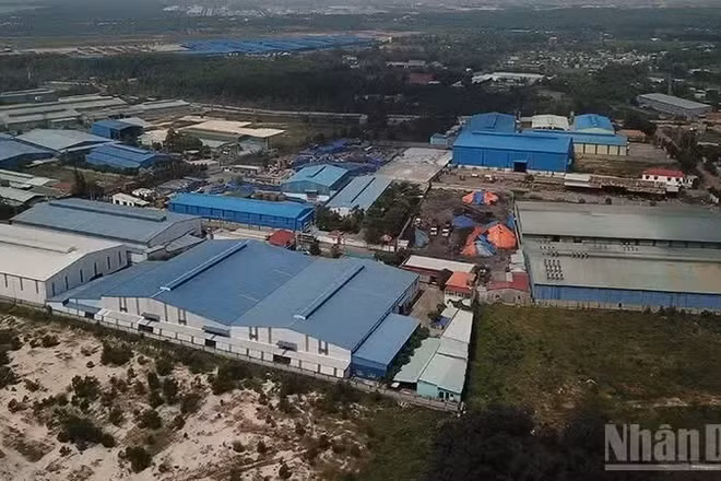 Khu vực cả cụm công nghiệp xây dựng trái phép trên diện tích hơn 72ha tại phường Phước Tân. (Ảnh chụp năm 2018)