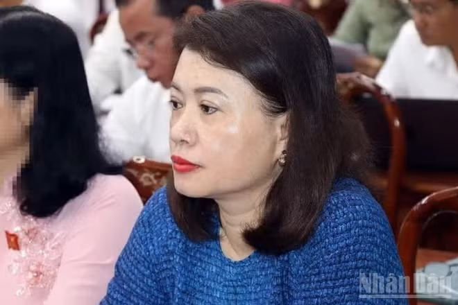 Bà Nguyễn Thị Giang Hương tại kỳ họp Hội đồng nhân dân tỉnh Đồng Nai, tháng 4/2024. (Ảnh tư liệu)