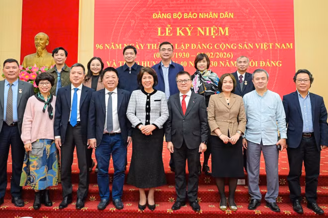 Báo Nhân Dân kỷ niệm 96 năm Ngày thành lập Đảng