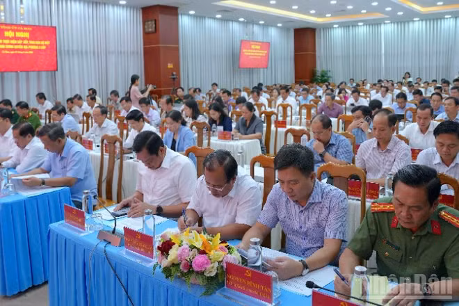 Quang cảnh hội nghị.