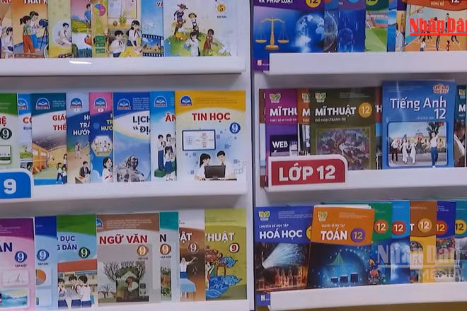 [Video] Bộ GDĐT yêu cầu cung ứng đủ sách giáo khoa cho học sinh trước ngày 15/9