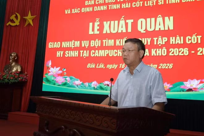 Phó Chủ tịch Ủy ban nhân dân tỉnh Đắk Lắk Đào Mỹ, Trưởng Ban Chỉ đạo 515 tỉnh phát biểu tại buổi lễ. (Ảnh: QUỐC KHÁNH)