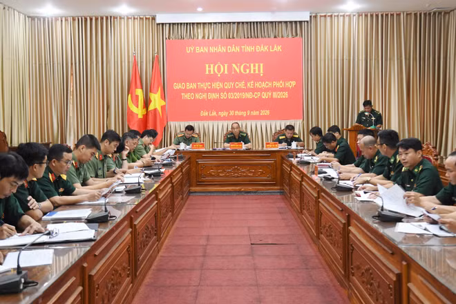 Quang cảnh hội nghị giao ban. (Ảnh: NGUYỄN LÂN)