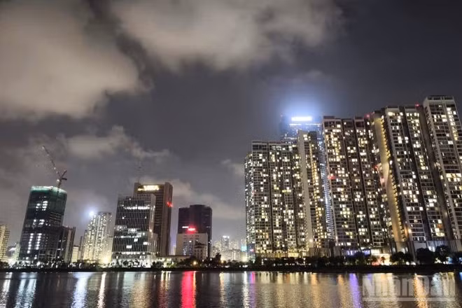 Khi các yếu tố đầu cơ dần thu hẹp, thị trường đang quay trở lại với giá trị cốt lõi là nhu cầu ở thực. (Ảnh: ĐẶNG HƯƠNG)