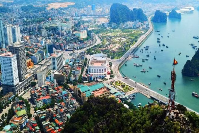 Quảng Ninh có nhiều lợi thế phát triển thị trường bất động sản, nhất là trong bối cảnh hiện nay. (Ảnh: VARS)