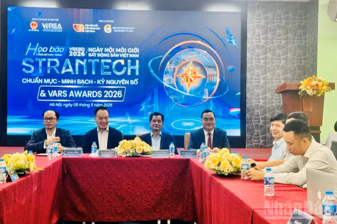 Quang cảnh họp báo tại Hà Nội. (Ảnh: HNV)