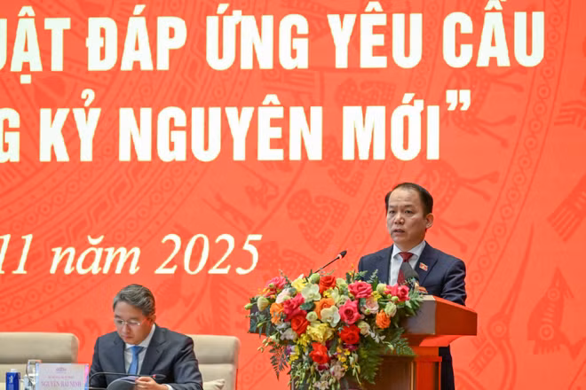 Xây dựng đội ngũ “kiến trúc sư thể chế” có tư duy toàn diện, xuyên ngành