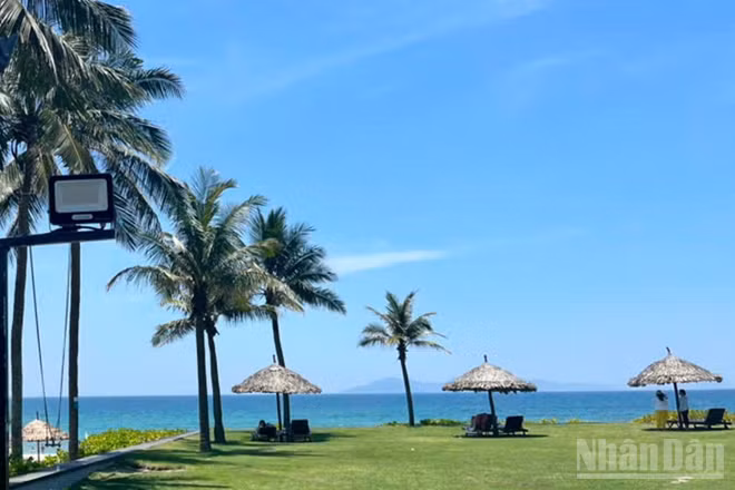 Từ Nghệ An đến thành phố Đà Nẵng và phía đông các tỉnh từ Quảng Ngãi đến Đắk Lắk có nắng nóng gay gắt, có nơi đặc biệt gay gắt. (Ảnh minh họa: Đ.T)