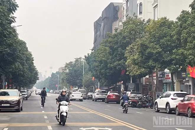Dự báo khu vực Hà Nội có mưa vài nơi, sáng sớm có sương mù nhẹ. (Ảnh minh họa: Đ.T)