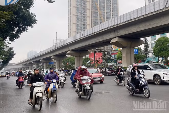 Dự báo chiều tối mai (3/5) Hà Nội có mưa rào. (Ảnh minh họa: Đ.T)