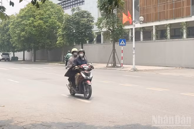 Dự báo khu vực Hà Nội ngày nắng, có nơi nắng nóng; đêm không mưa. (Ảnh: Đ.T)