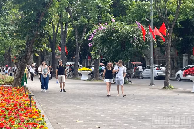 Dự báo Hà Nội ngày 9/6 có mưa, trời mát. (Ảnh minh họa: Đ.T)