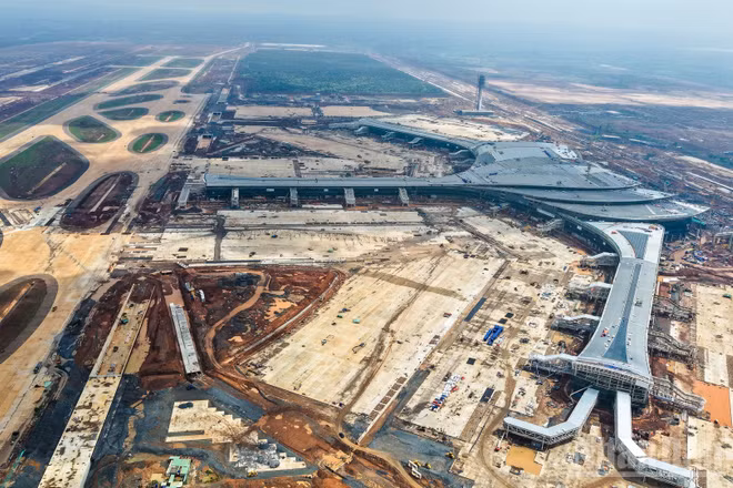 Sân bay Long Thành sẽ đón chuyến bay kỹ thuật đầu tiên vào ngày 19/12 và đưa vào khai thác thương mại nửa đầu năm 2026.