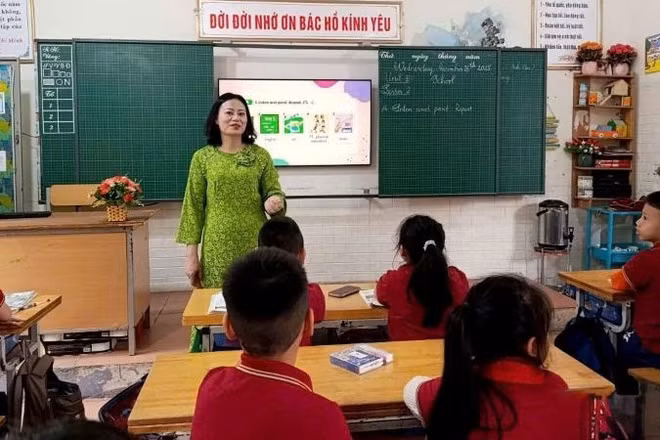 Nghệ An cho phép các trường chủ động điều chỉnh giờ học do nắng nóng.