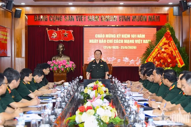 Đại tướng Nguyễn Trọng Nghĩa phát biểu chỉ đạo. (Ảnh: TUẤN HUY)