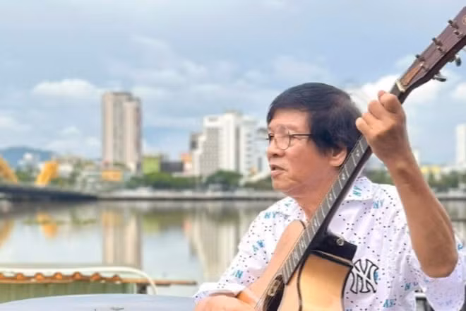 Nhạc sĩ Nguyễn Duy Khoái qua đời tại thành phố Đà Nẵng, hưởng thọ 72 tuổi.