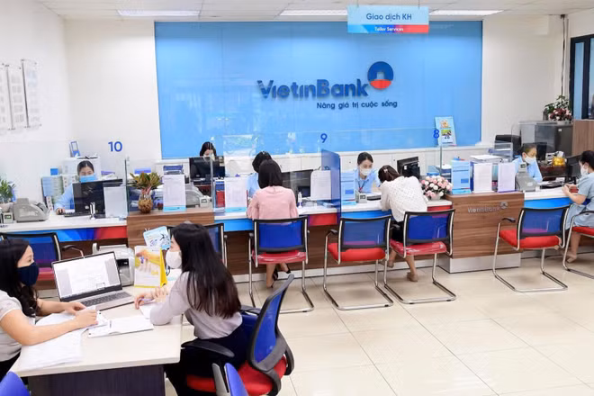  VietinBank giới thiệu sản phẩm vay thấu chi bảo đảm bằng tiền gửi trực tuyến trên ứng dụng iPay Mobile. (Ảnh: VietinBank)