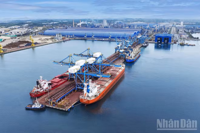 Di sản tinh thần, nhân cách và tư tưởng của cụ Huỳnh là nguồn động lực lớn lao, khơi dậy khát vọng trong cán bộ, đảng viên và Nhân dân Quảng Ngãi vươn lên xây dựng quê hương giàu mạnh.