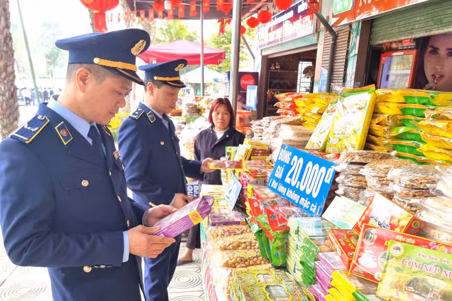 Cục Quản lý và Phát triển thị trường trong nước vừa có văn bản đề nghị Sở Công thương các tỉnh, thành phố tăng cường công tác kiểm tra, giám sát hoạt động kinh doanh hàng hóa trên địa bàn quản lý.