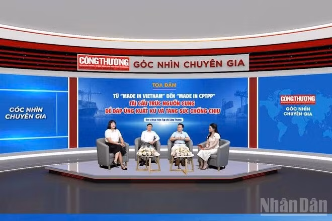 Tọa đàm với chủ đề “Từ “Made in Vietnam” đến “Made in CPTPP”: Tái cấu trúc nguồn cung để đáp ứng xuất xứ và tăng sức chống chịu”. (Ảnh: KIM DUNG)