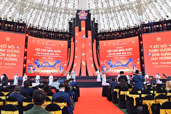 Lễ Bế mạc Hội chợ Mùa Xuân 2026 sẽ diễn ra vào 20 giờ tối 13/2.