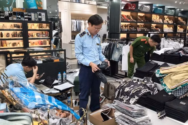 Tháng cao điểm xử lý hơn 1.500 vụ xâm phạm sở hữu trí tuệ. 