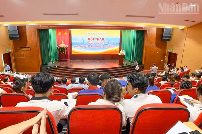 Quang cảnh hội thảo. 