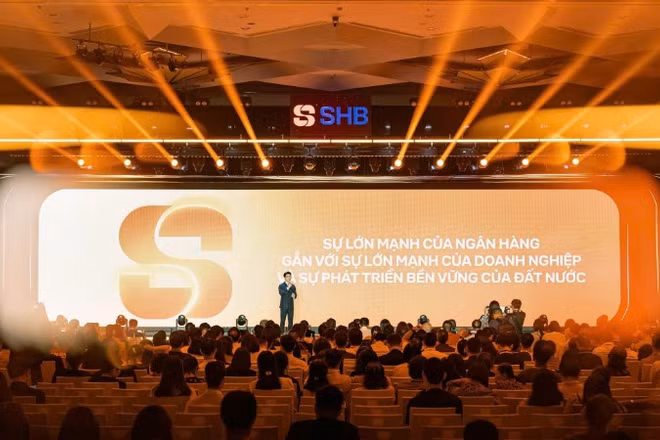 Việc SHB công bố thay đổi nhận diện thương hiệu ngay tại sự kiện Đại hội đồng cổ đông không chỉ là thay đổi về hình ảnh, mà còn mang ý nghĩa của một cột mốc chuyển mình chiến lược.