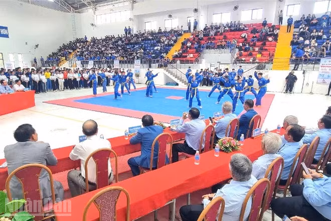 Lễ khai mạc Giải vô địch Vovinam sinh viên toàn quốc sáng 19/10. 