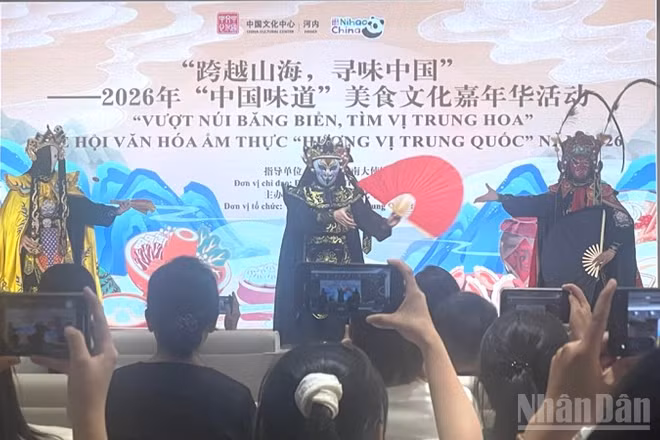 Biểu diễn nghệ thuật chào mừng chương trình “Hương vị Trung Hoa” năm 2026. 