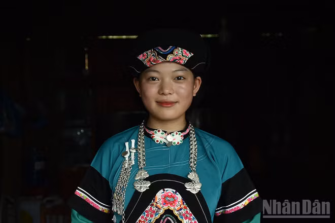 Phụ nữ dân tộc Bố Y tại xã Mường Khương, tỉnh Lào Cai. (Ảnh: VŨ LINH)
